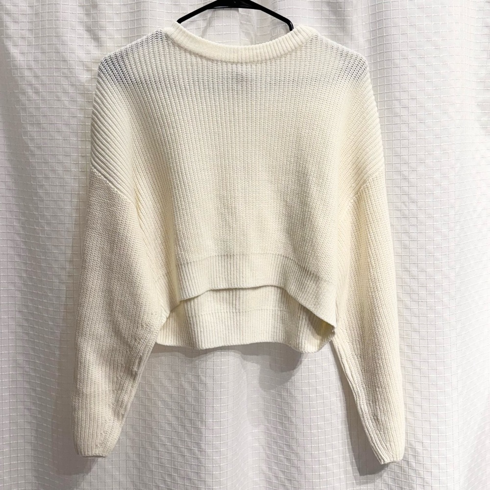 H&M Cropped Ivory Ribbed Knit Sweater
